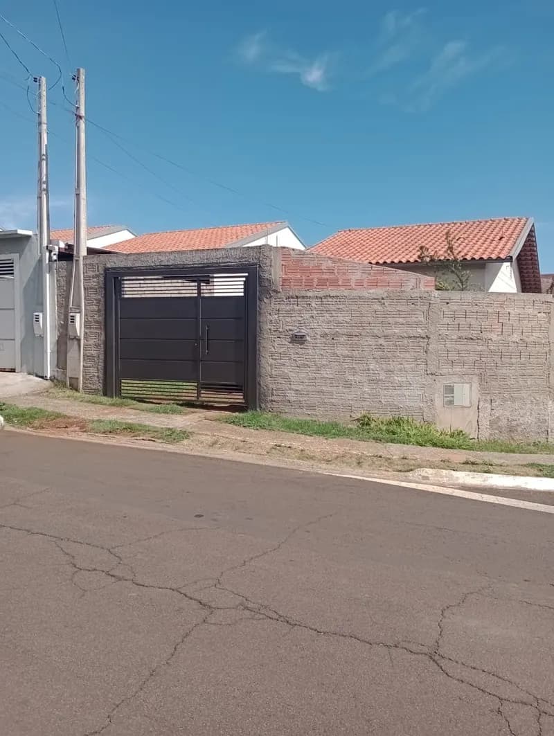 Casa de esquina com 2 quartos no Van den Broek em Holambra - foto 1