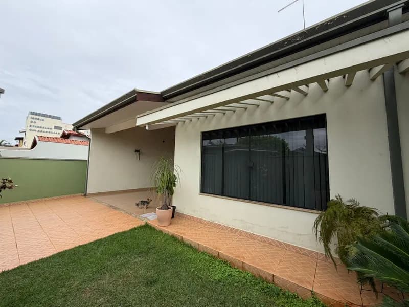 Casa térrea com 3 quartos e suíte no Residencial Groot em Holambra - foto 1
